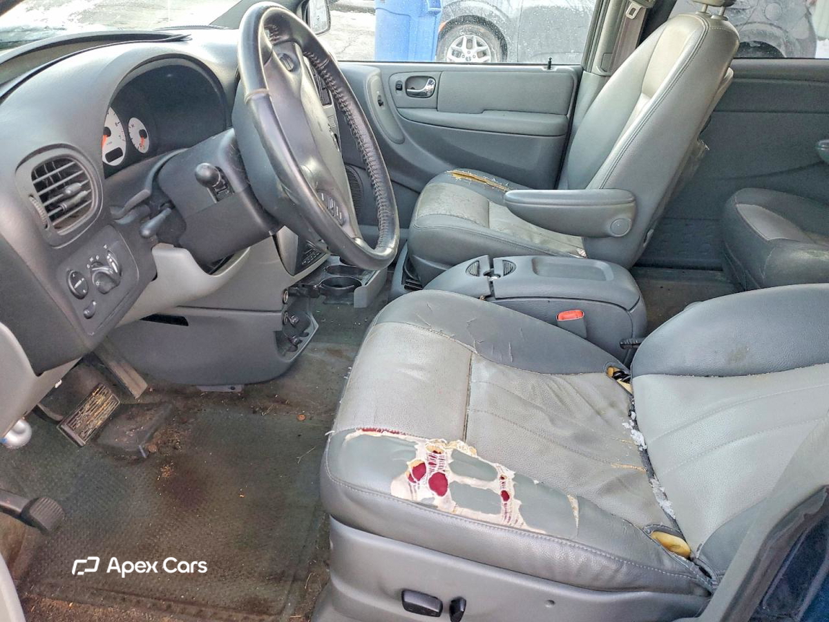 Dodge Caravan 2004