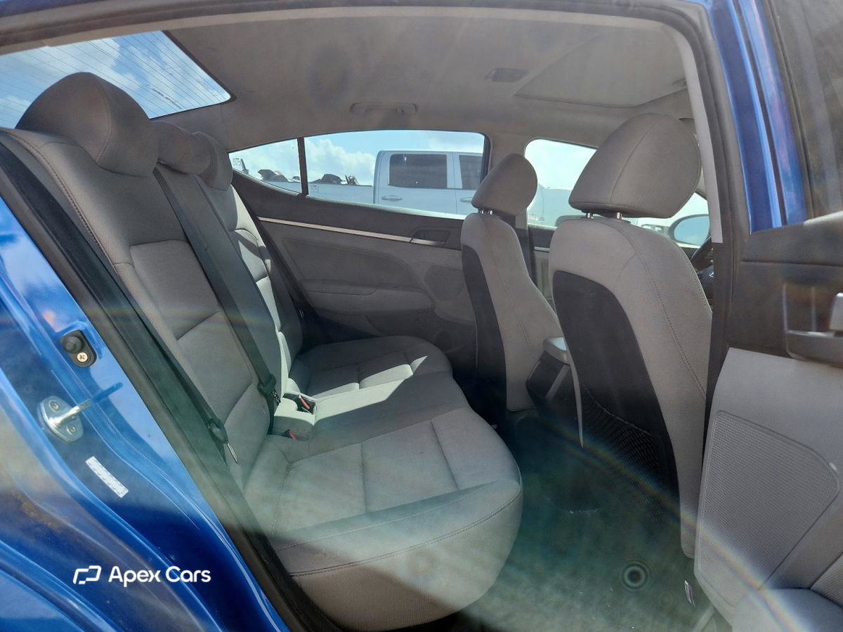 Hyundai Elantra 2018