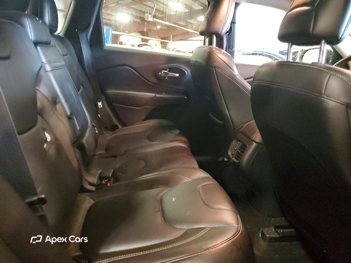 Jeep Grand Cherokee 2015