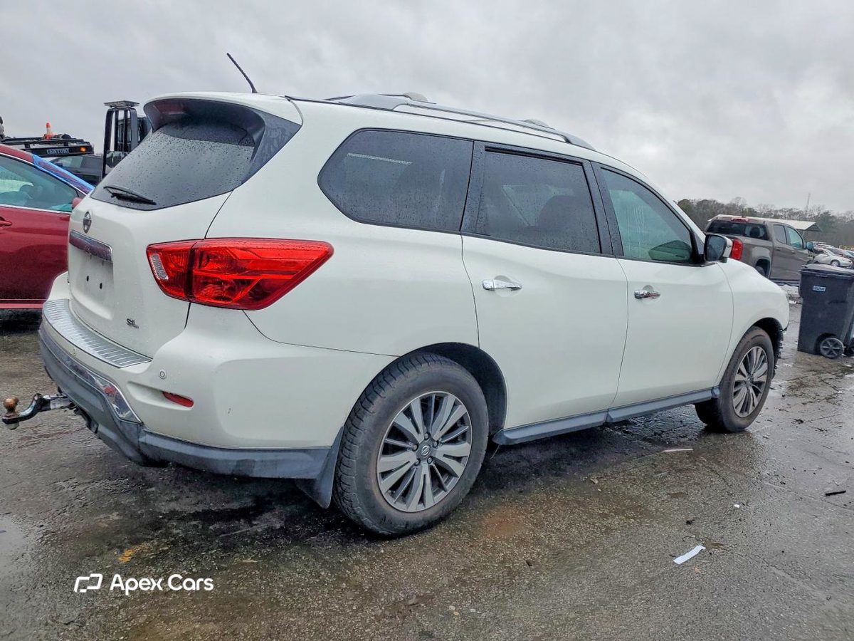 Nissan Pathfinder 2017