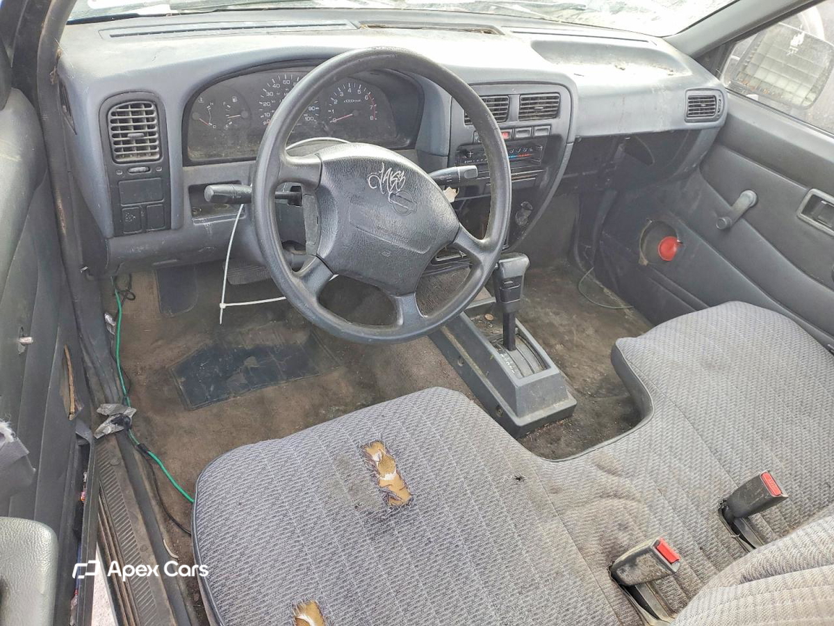 Nissan Navara (Frontier) 1996