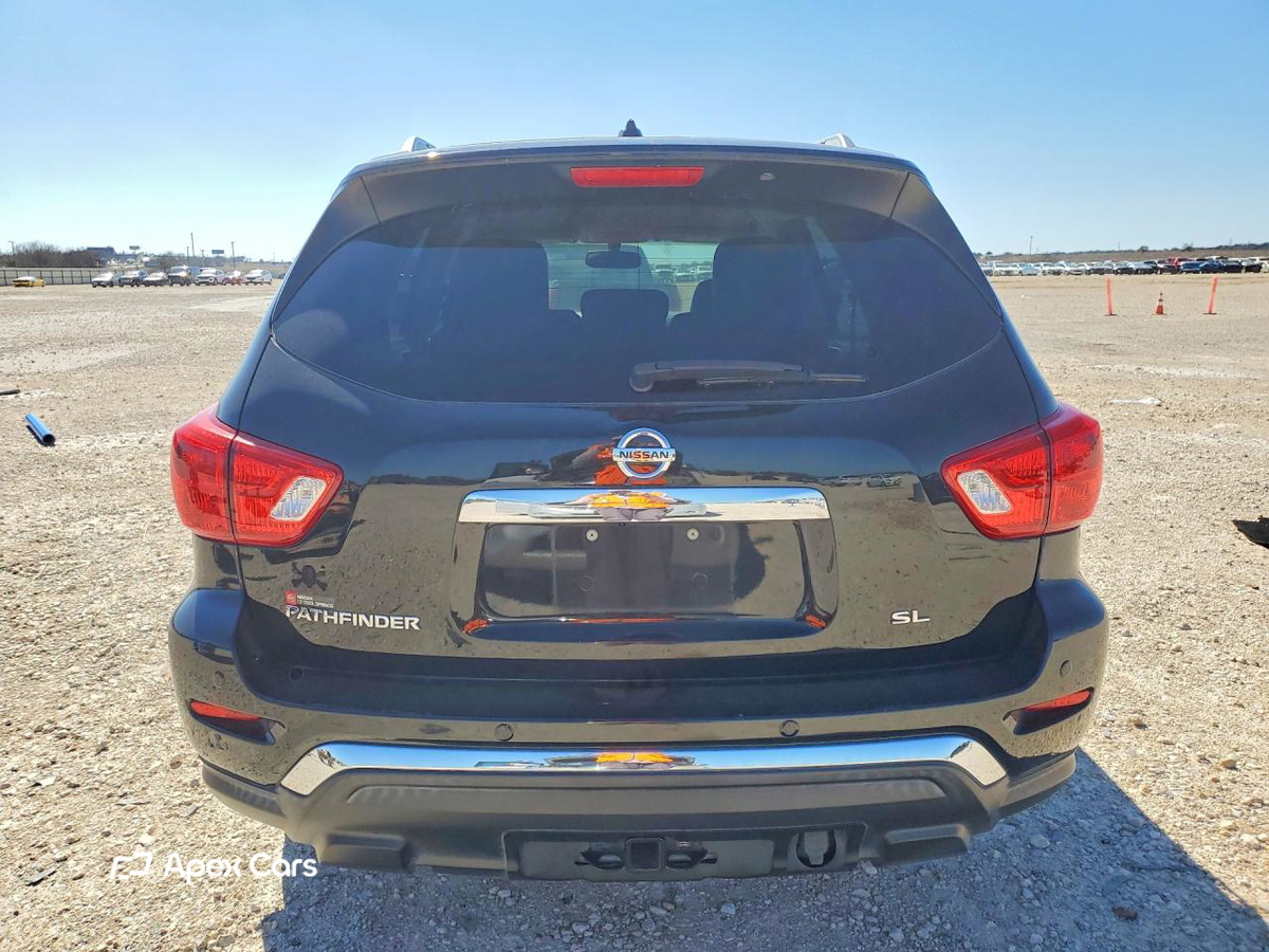 Nissan Pathfinder 2017