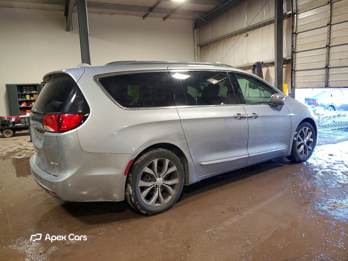 Chrysler Pacifica 2017