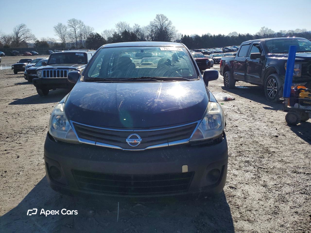 Nissan Versa 2008