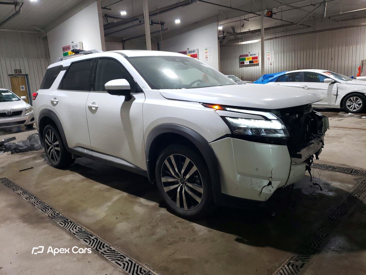 Nissan Pathfinder 2025