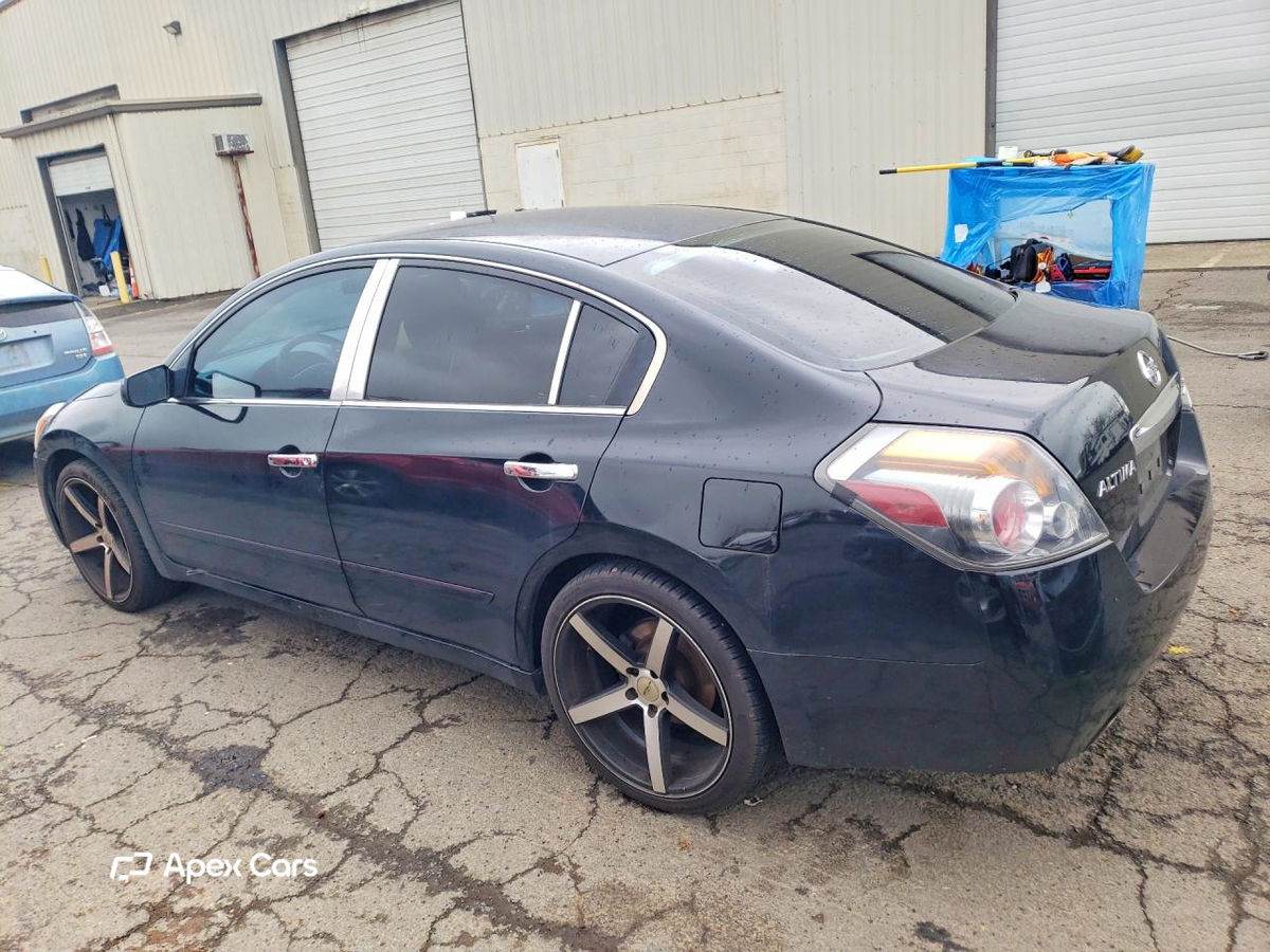 Nissan Altima 2012