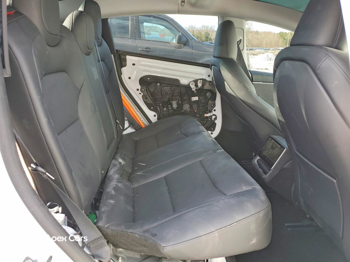 Tesla Model 3 2025