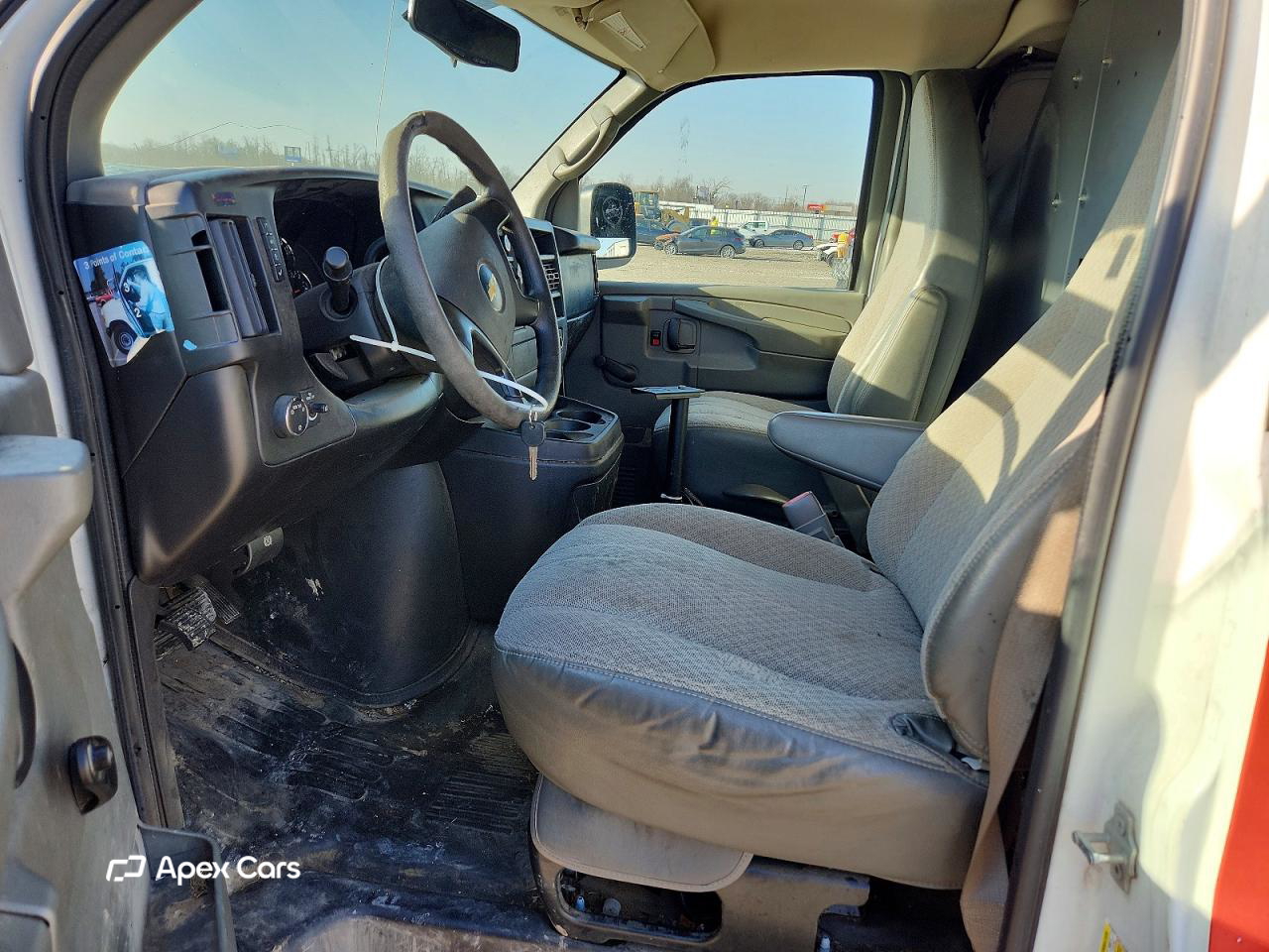 Chevrolet Express 2011