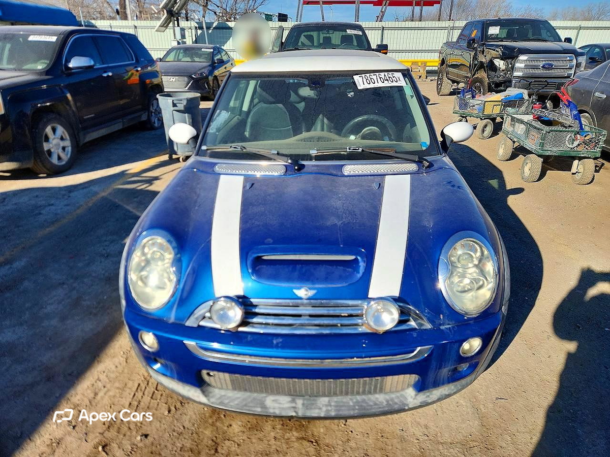 MINI Cooper 2005