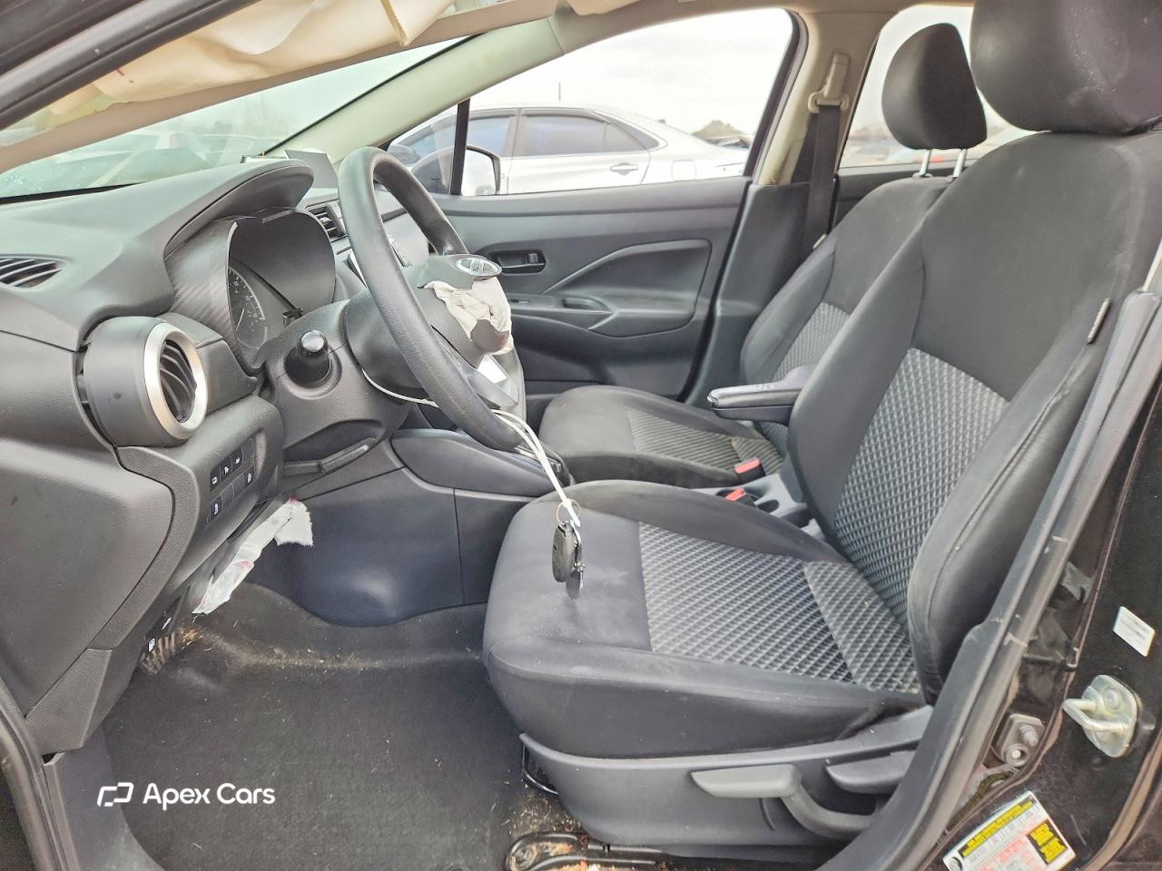 Nissan Versa 2021