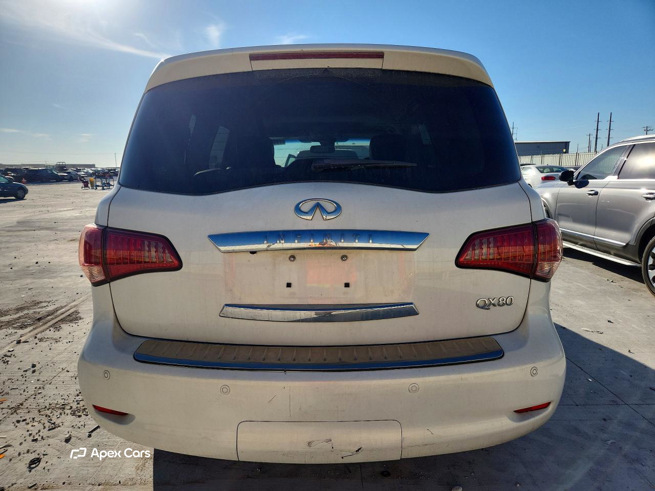 Infiniti QX80 2014
