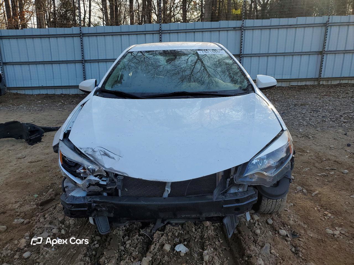 Toyota Corolla 2015