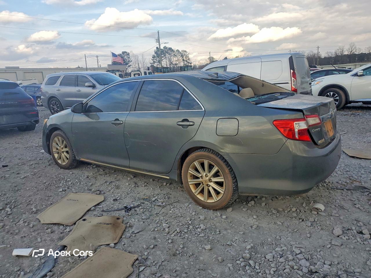 Toyota Camry 2012