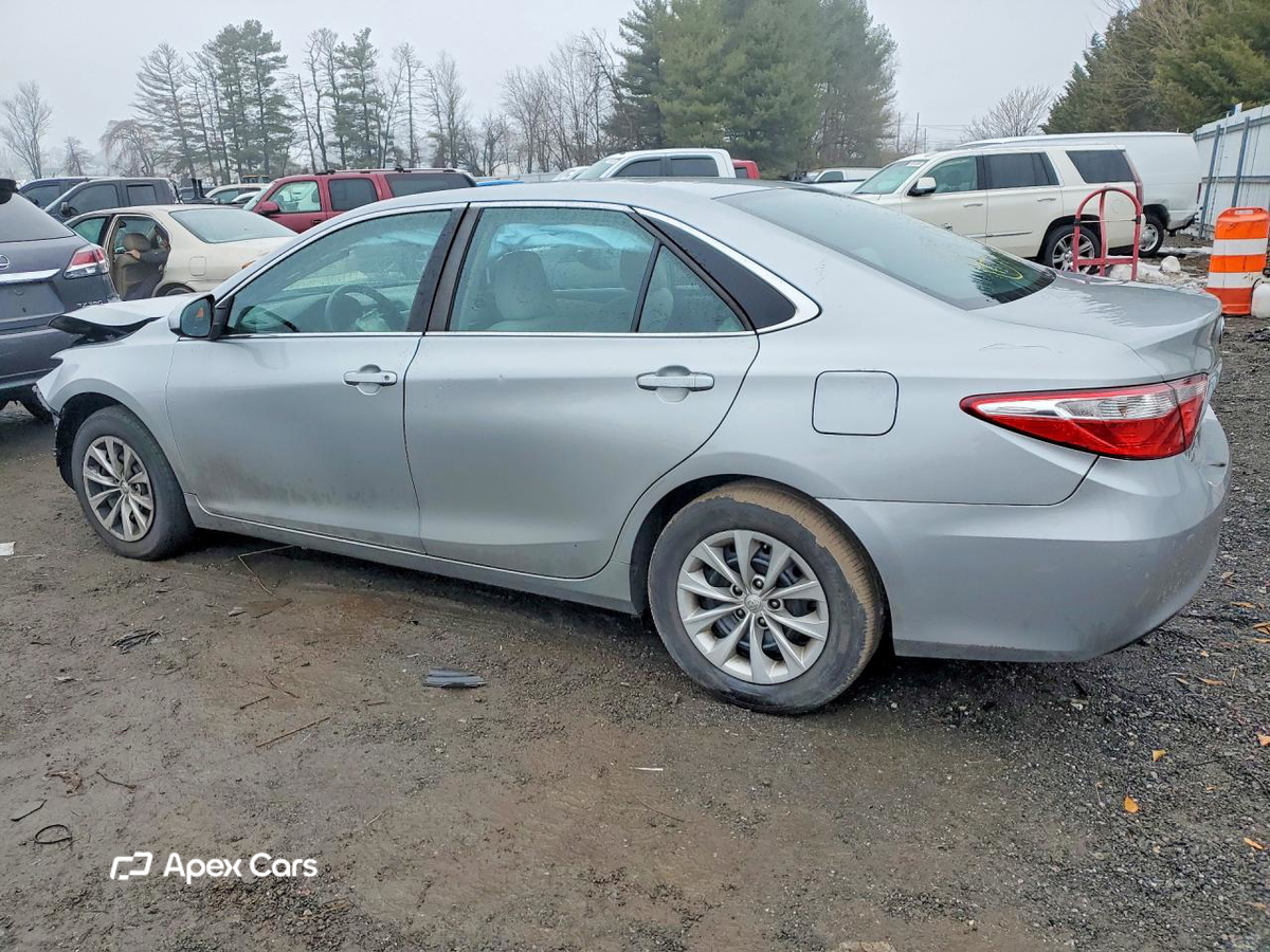 Toyota Camry 2016