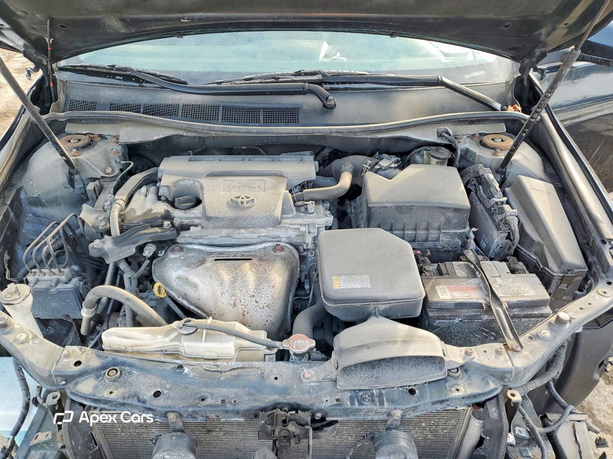 Toyota Camry 2016