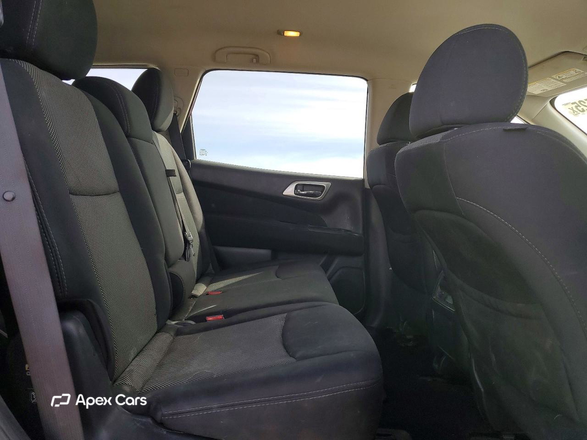 Nissan Pathfinder 2017