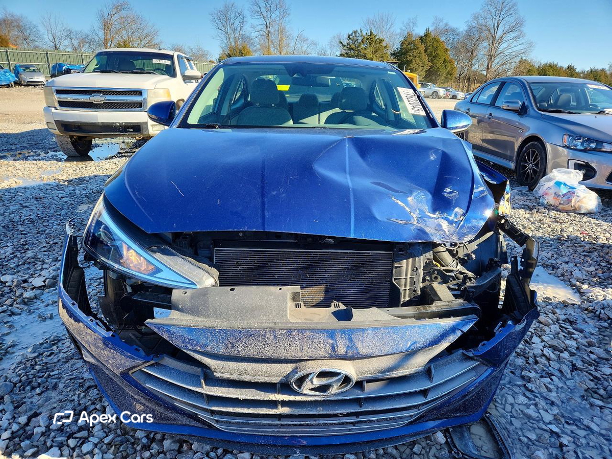 Hyundai Elantra 2020