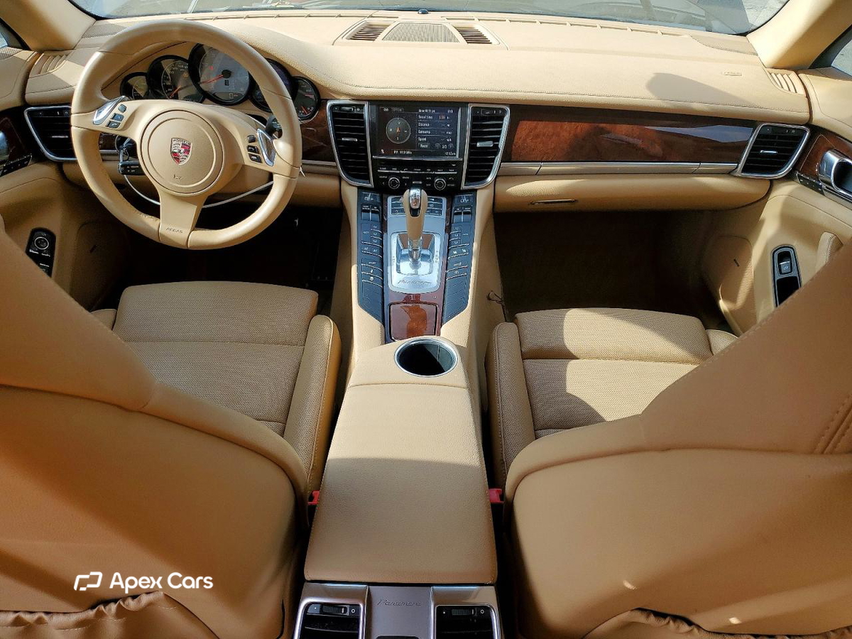 Porsche Panamera 2011
