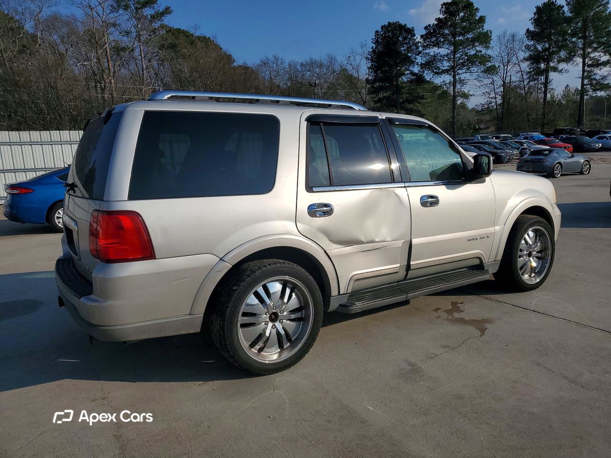Lincoln Navigator 2004