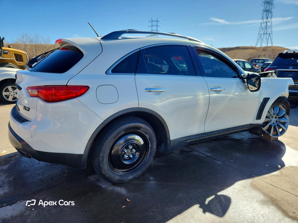 Infiniti FX 2013