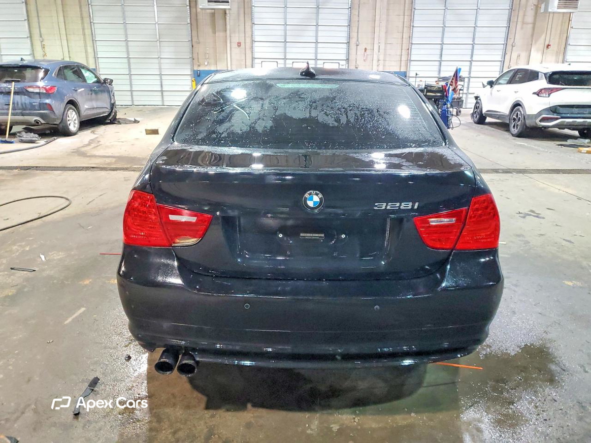 BMW Series 3 2011