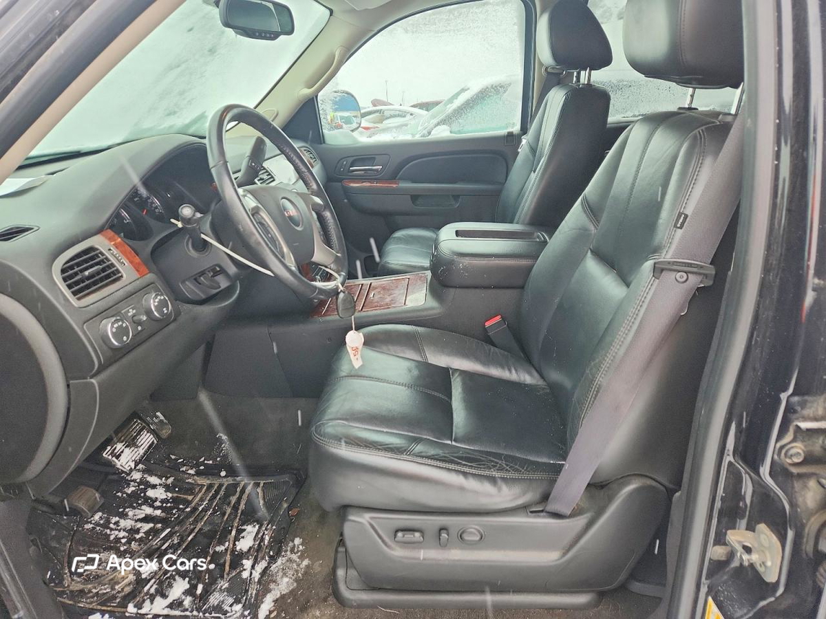 GMC Yukon 2011