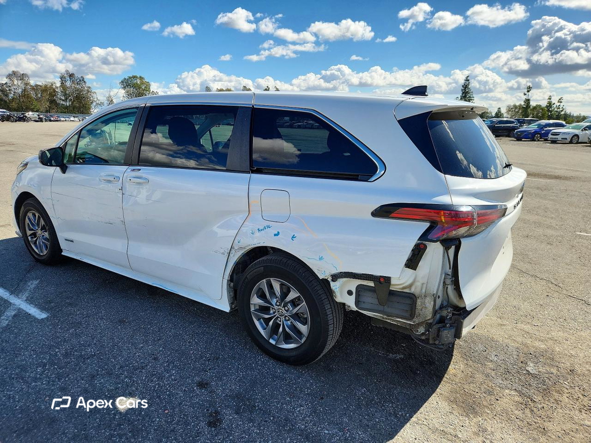 Toyota Sienna 2021