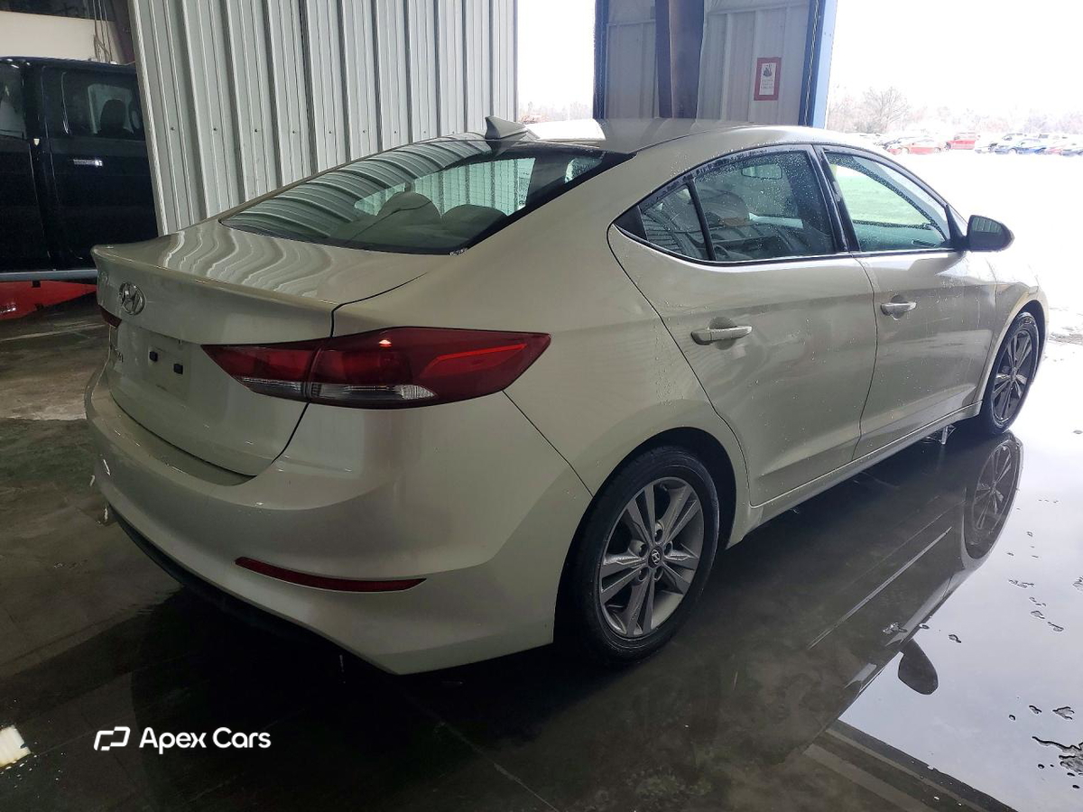 Hyundai Elantra 2017