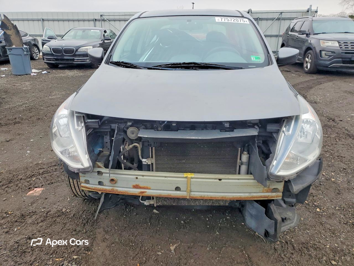 Nissan Versa 2017