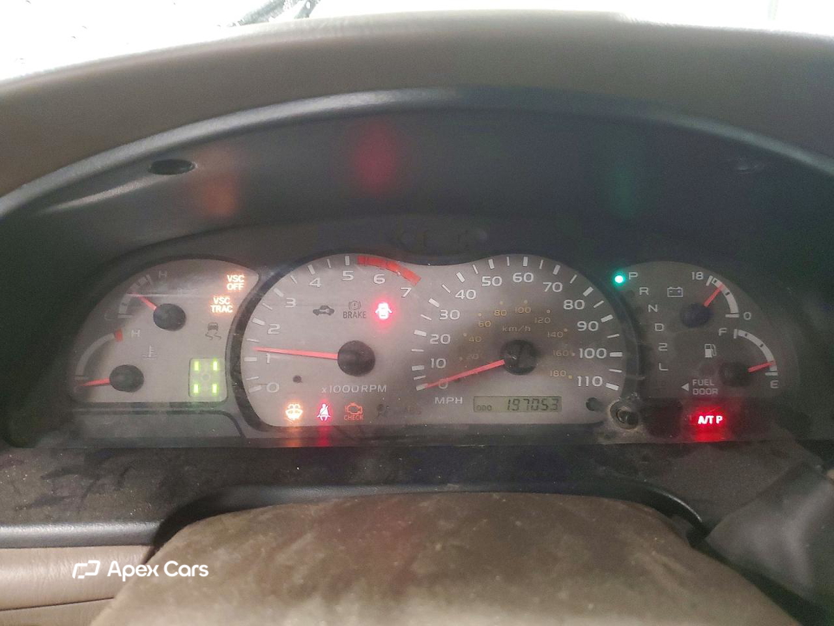 Toyota Sequoia 2003