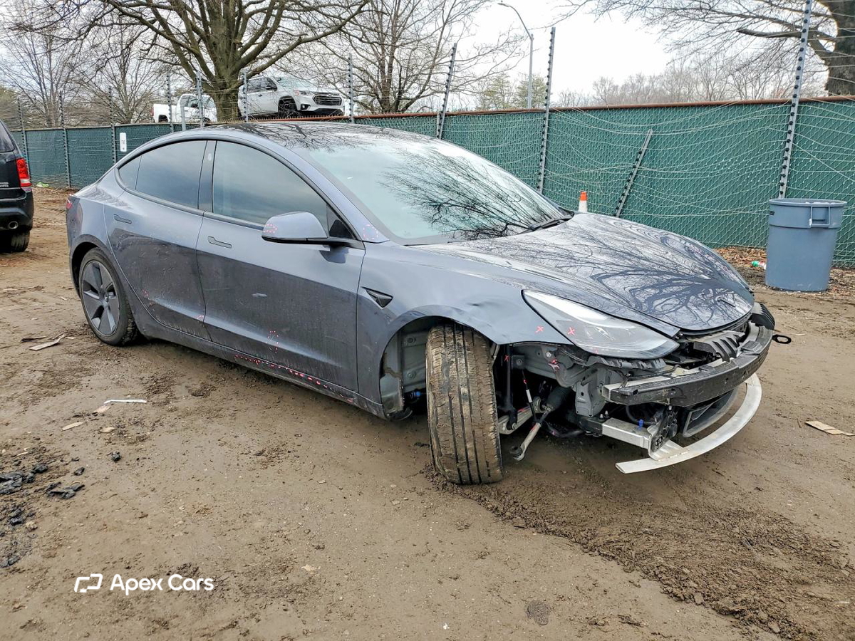 Tesla Model 3 2023