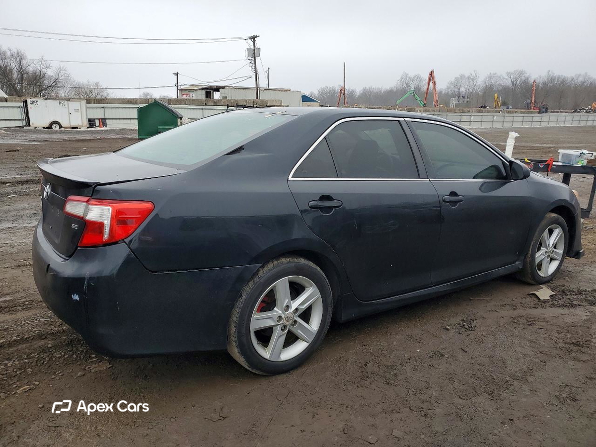 Toyota Camry 2012