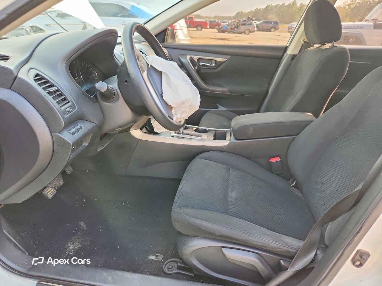 Nissan Altima 2015