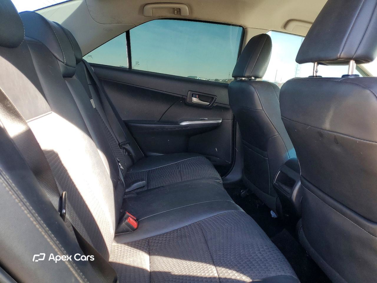 Toyota Camry 2012