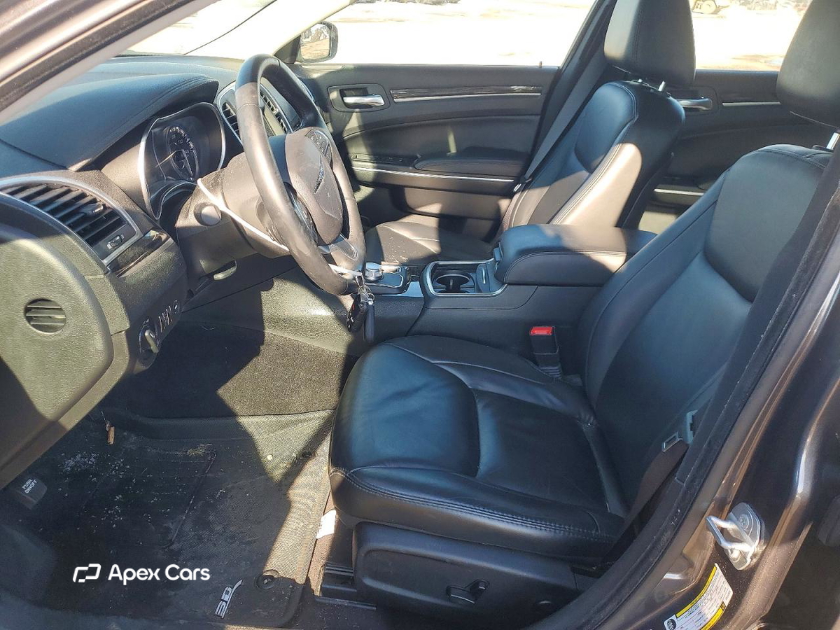 Chrysler 300 2016