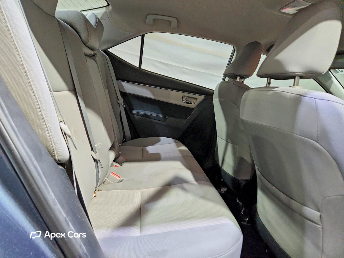 Toyota Corolla 2015