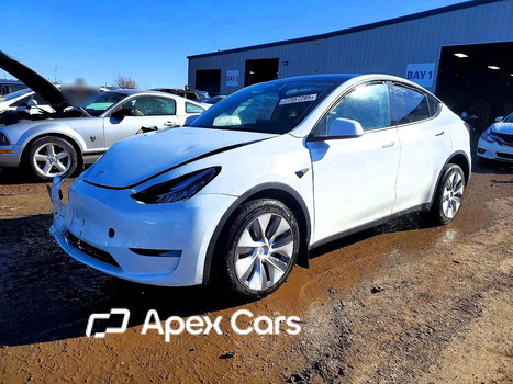 Tesla Model Y 2023 - Zdjęcie 1 z 14