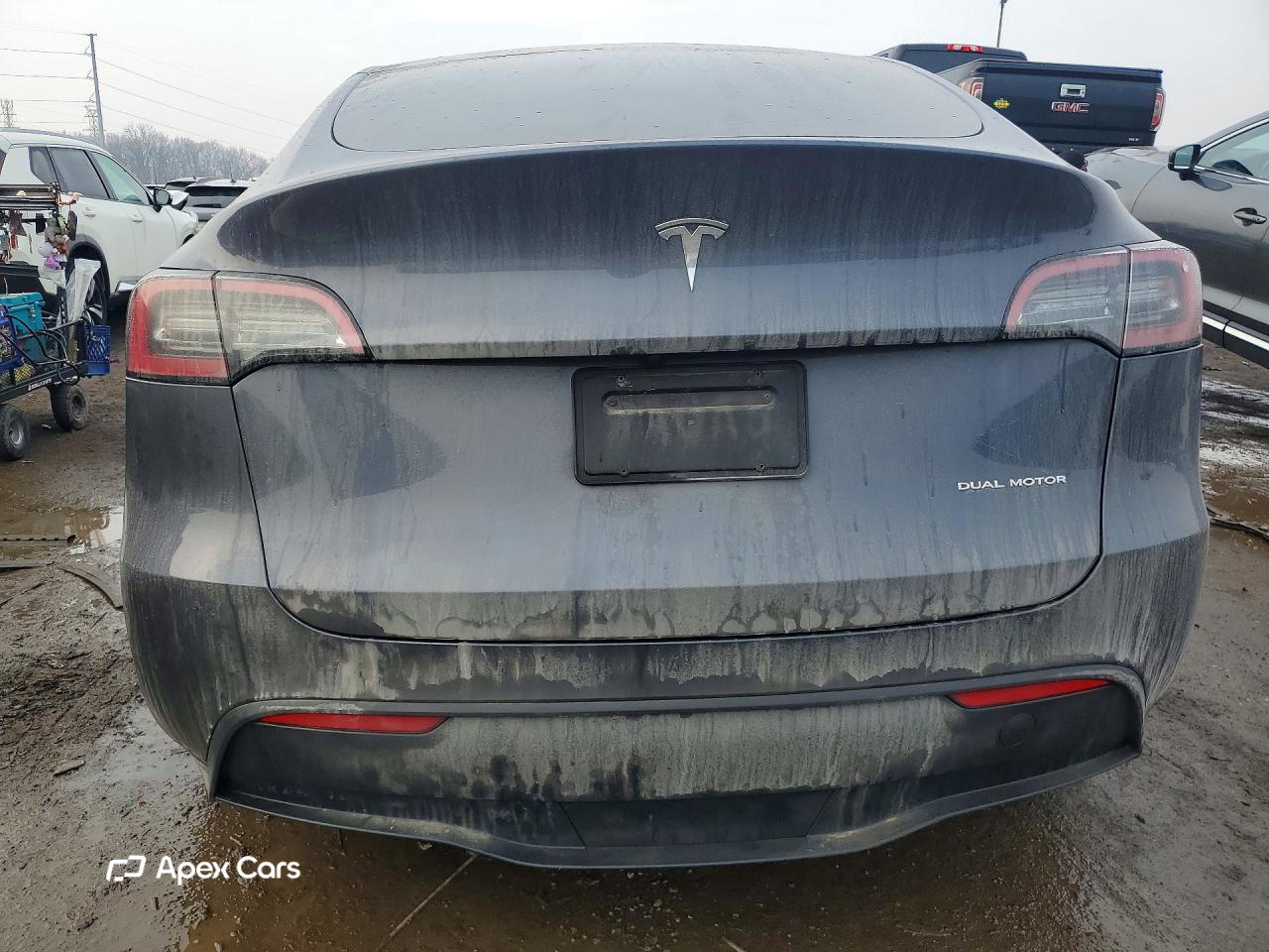 Tesla Model Y 2023