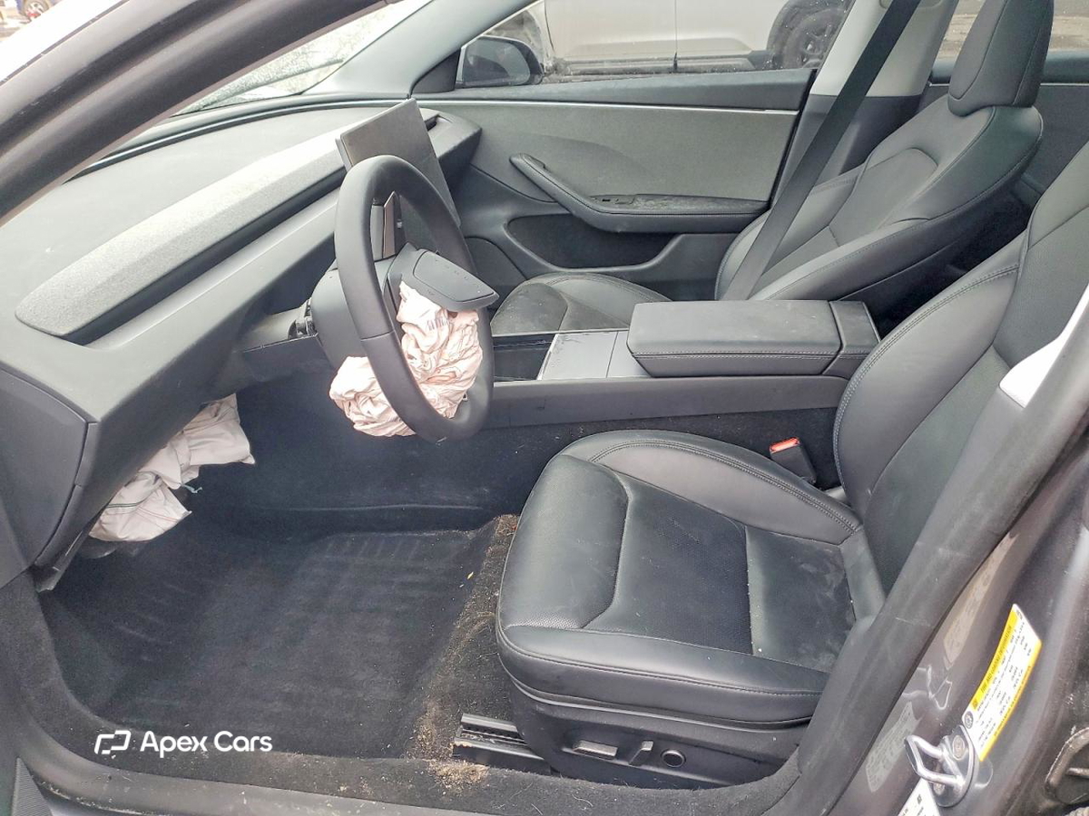 Tesla Model 3 2025