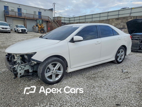 Toyota Camry 2012 - Image 1 of 13