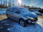 Toyota Sienna 2011