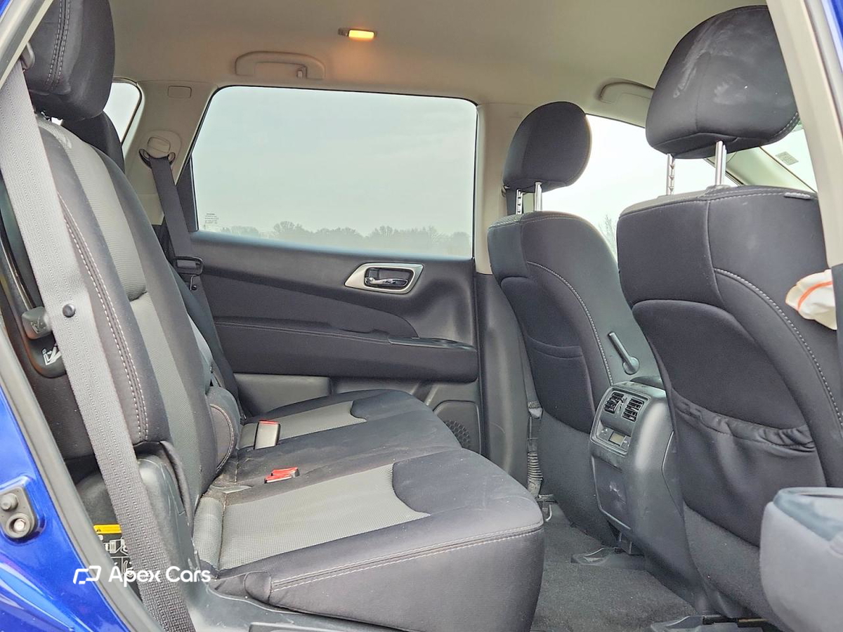 Nissan Pathfinder 2017