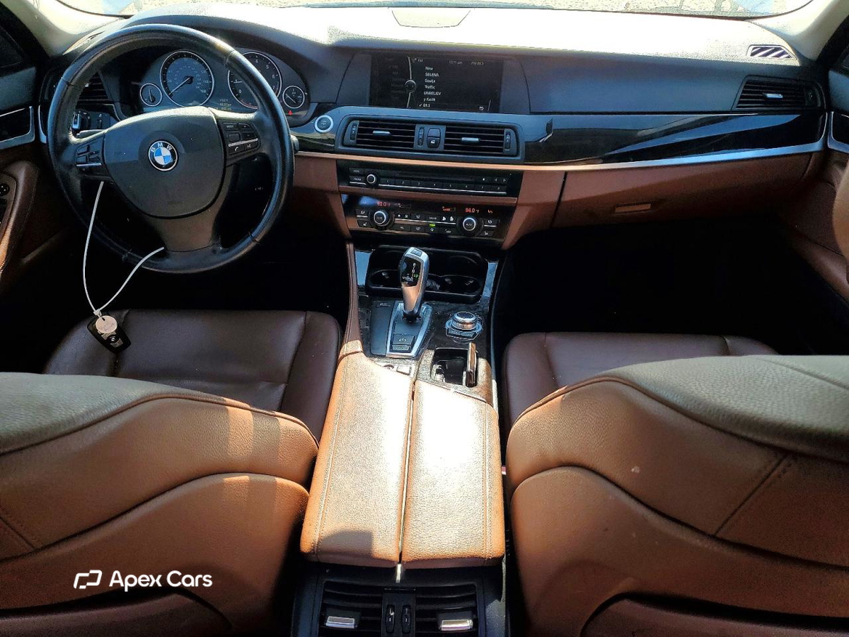 BMW Series 5 2011