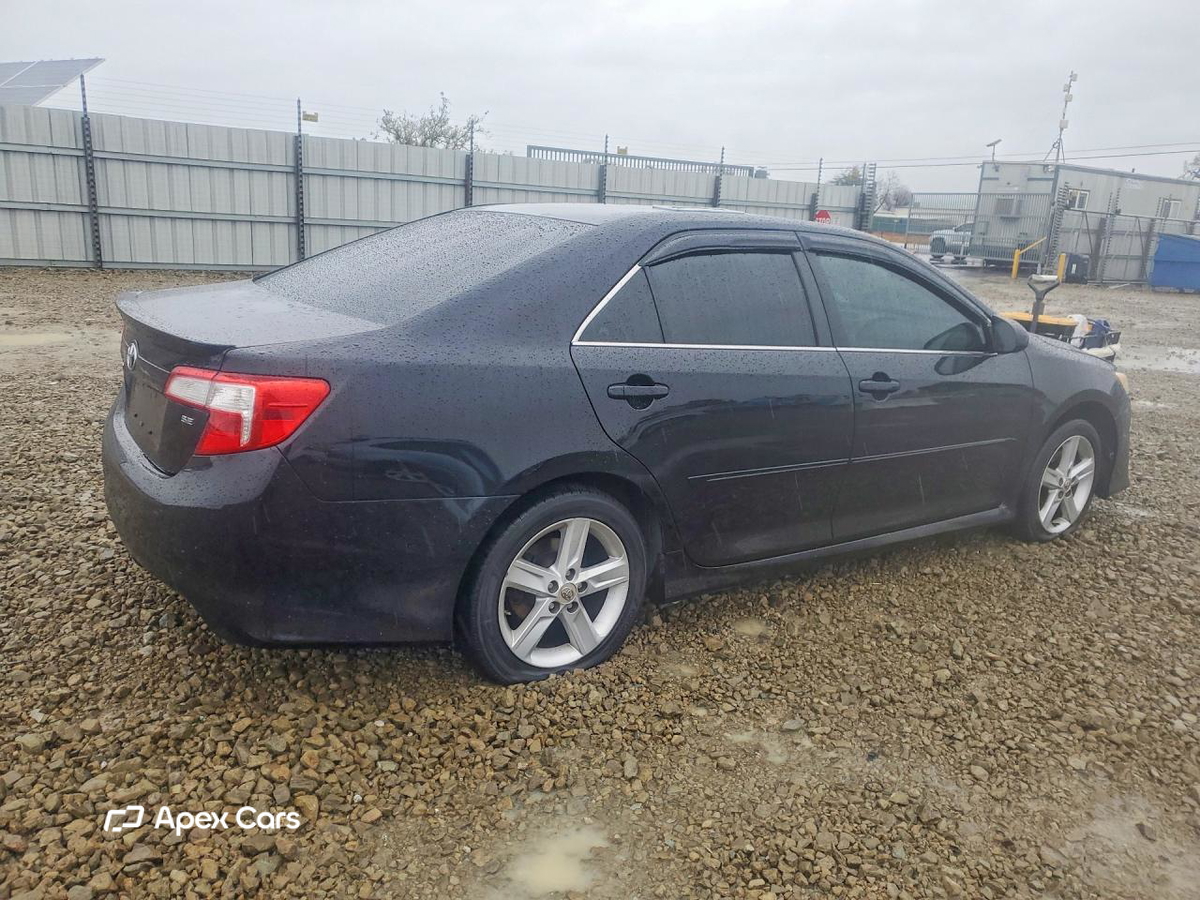 Toyota Camry 2013