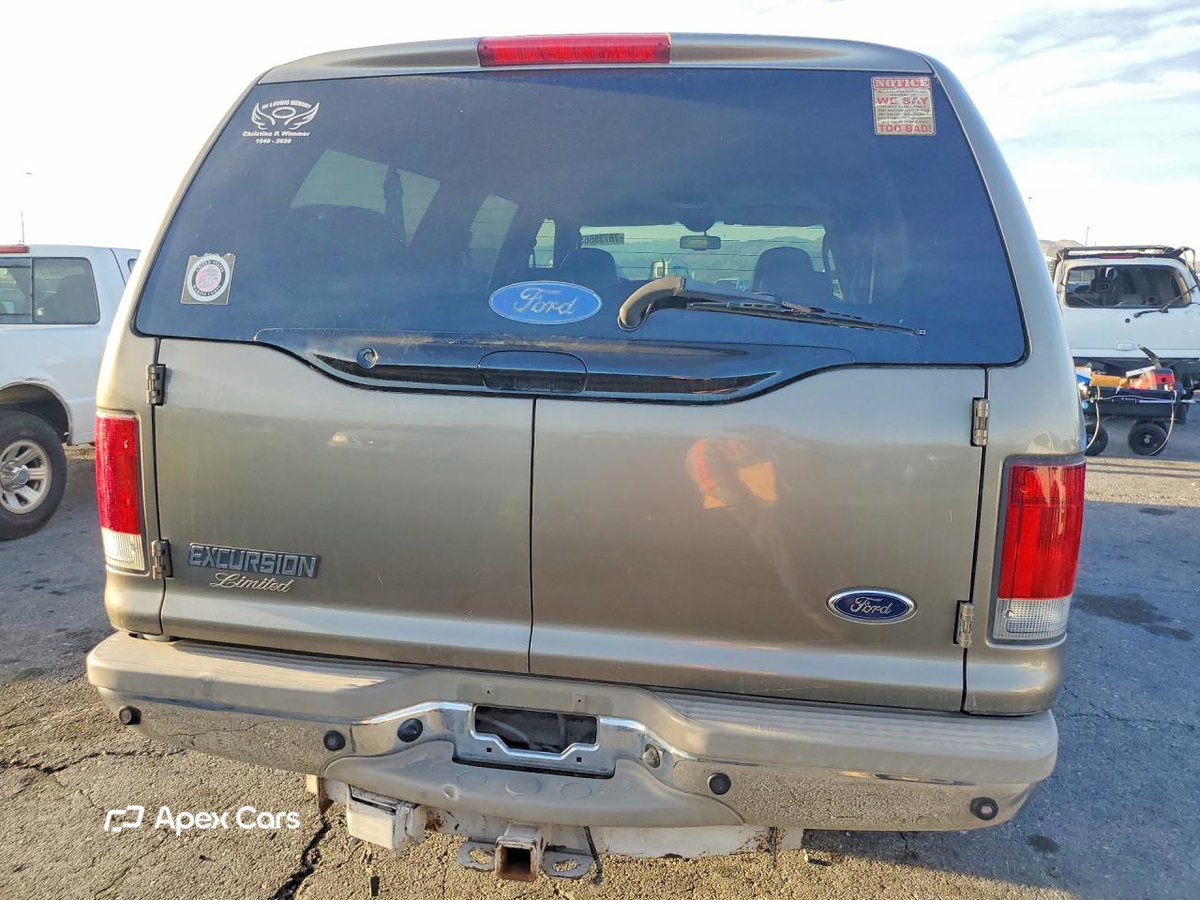 Ford Excursion 2005