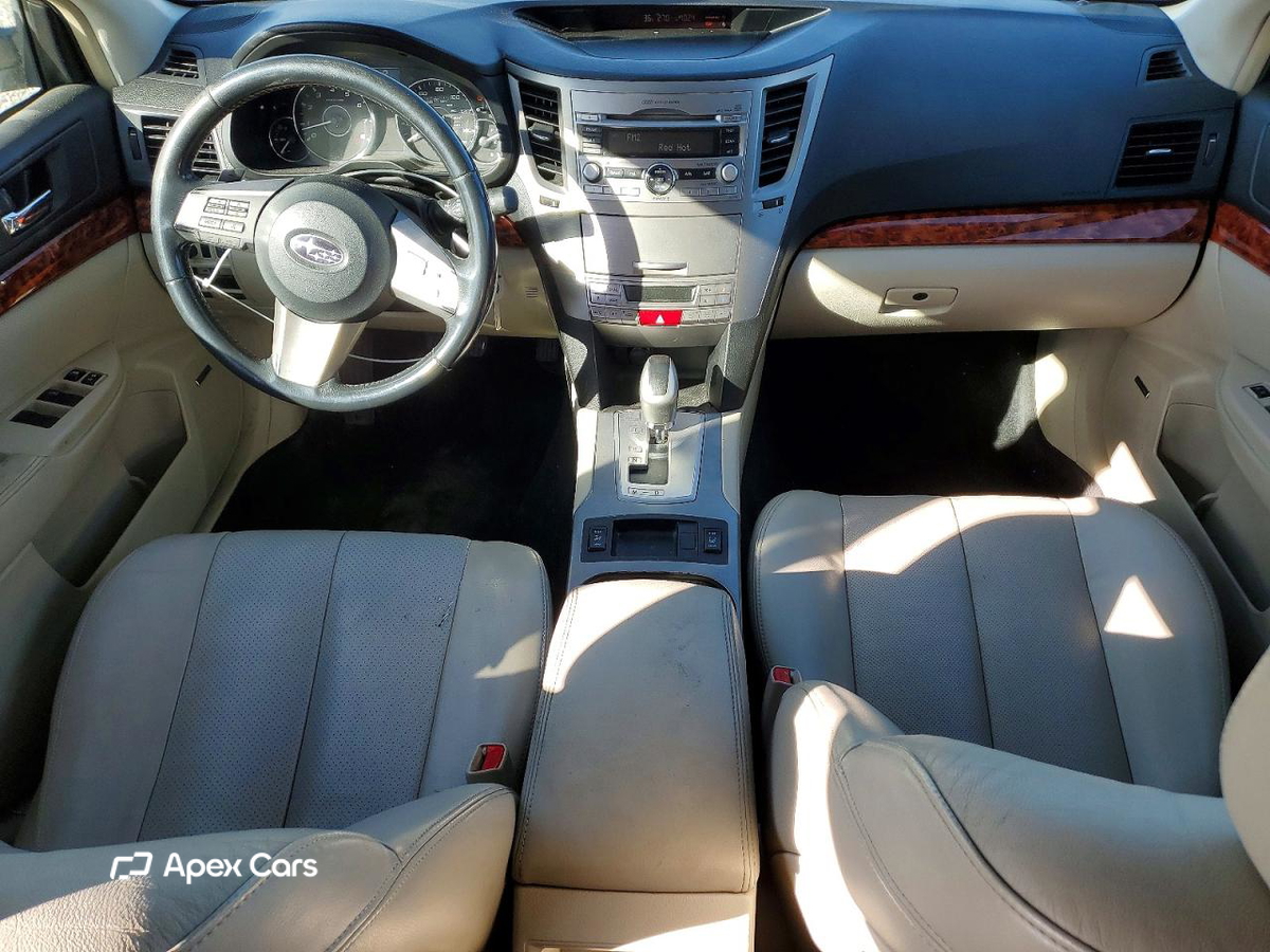 Subaru Outback 2011