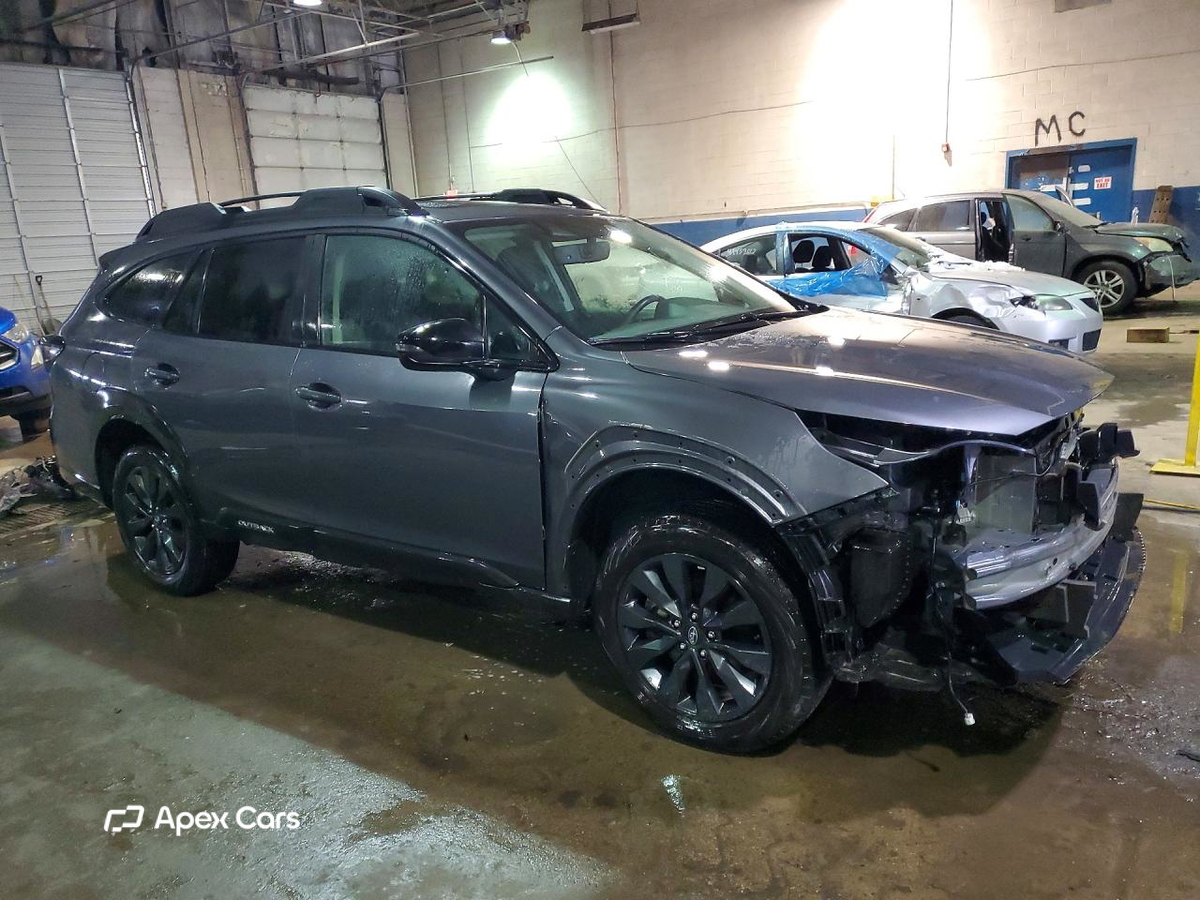 Subaru Outback 2025