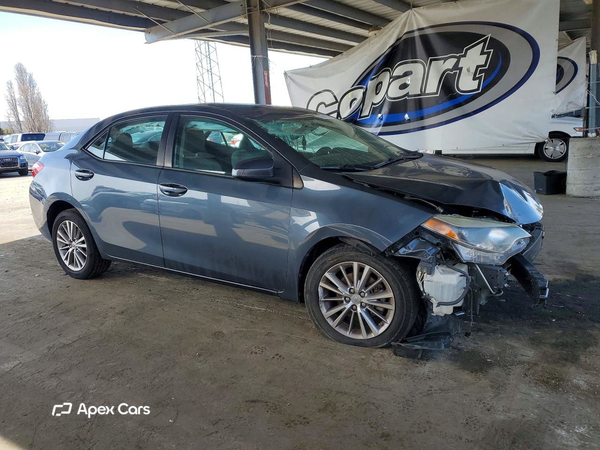 Toyota Corolla 2015