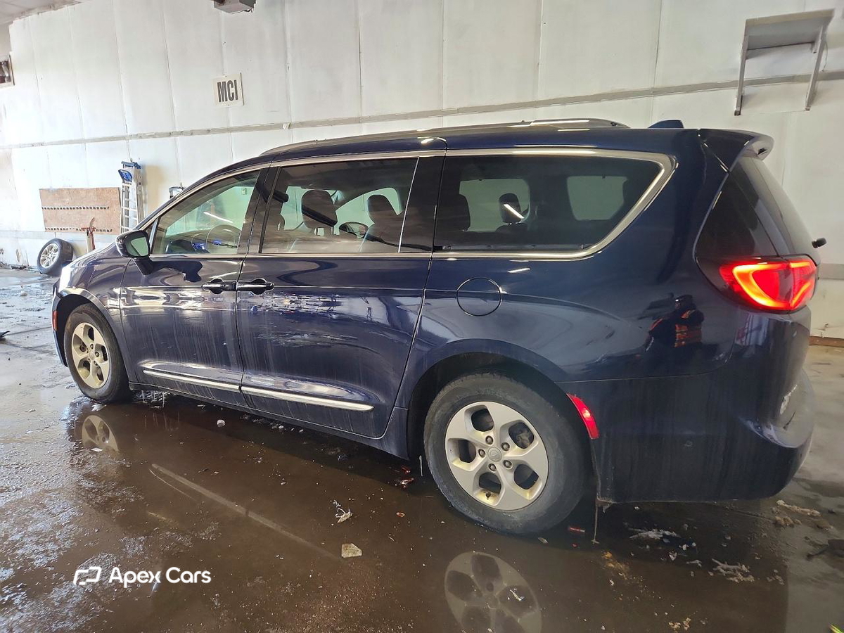 Chrysler Pacifica 2017