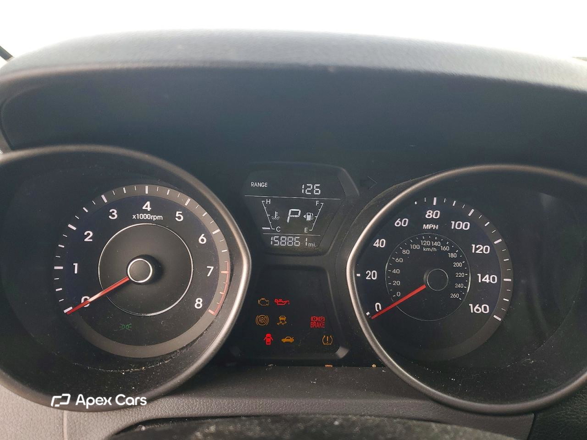 Hyundai Elantra 2016
